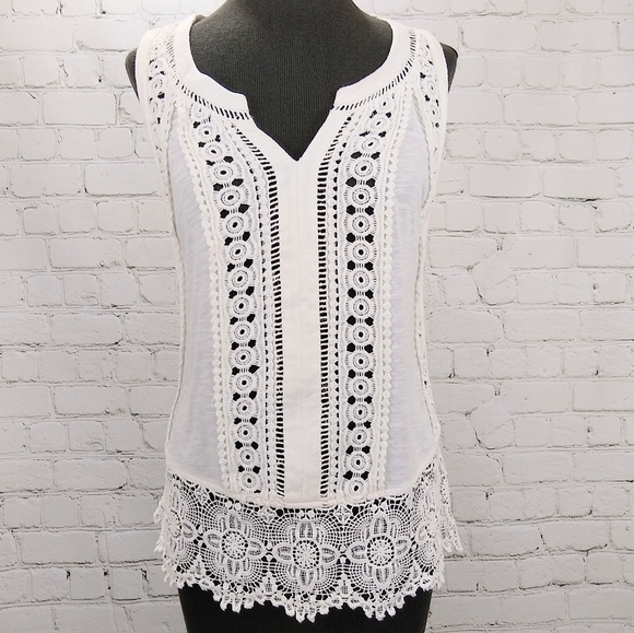Anthropologie Tops - Anthropologie ladder lace tank top